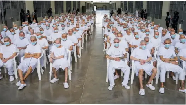 El Salvador Mengadili Ratusan Pemimpin Geng MS-13, Membongkar Ribuan Kejahatan