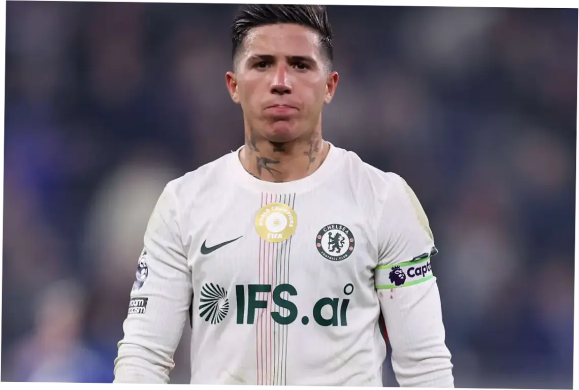 Enzo Fernández: Bintang Baru Chelsea yang Mengharumkan Nama di FA Cup