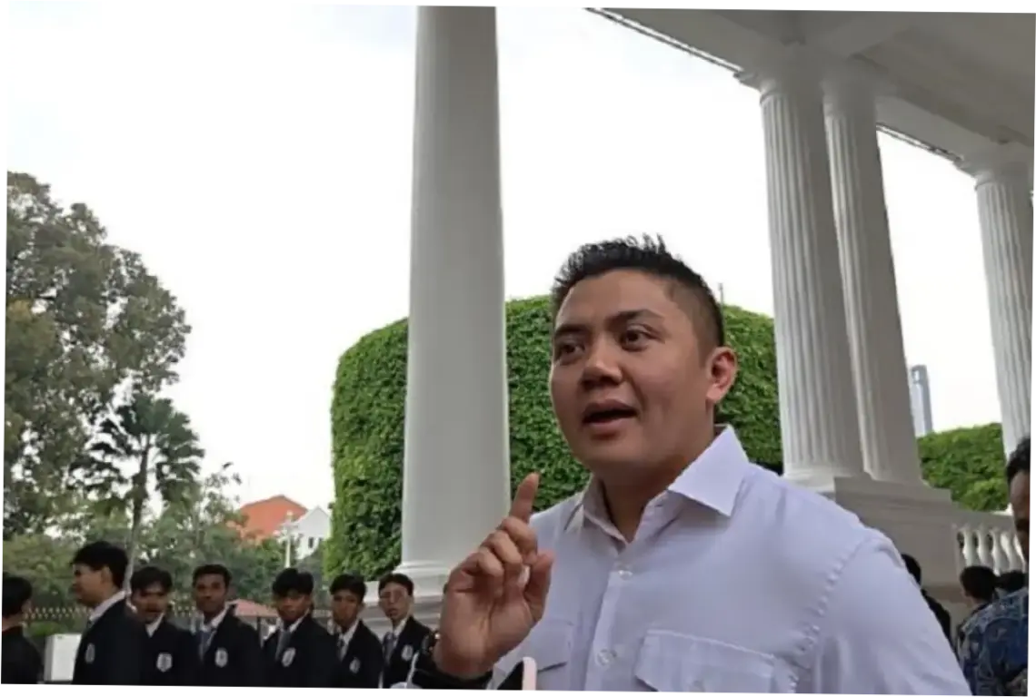 Isu Perombakan Kabinet Menguat, Seskab Teddy: Tunggu Saja