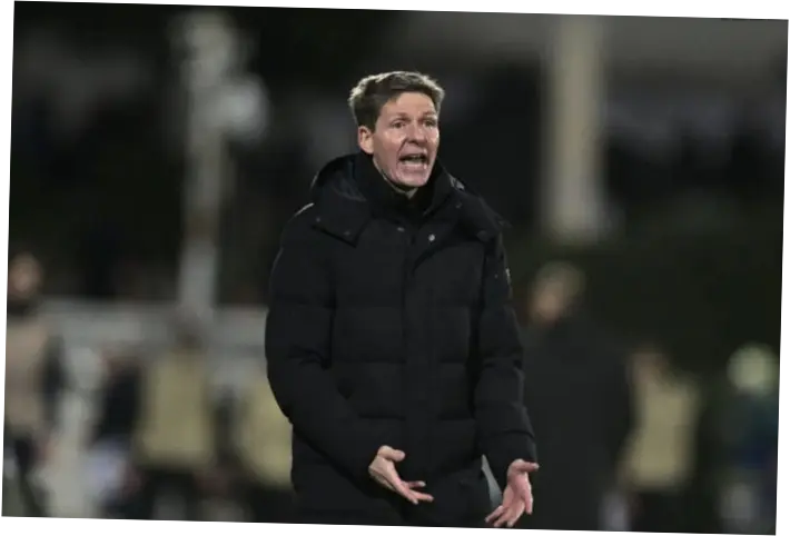 Liga Konferensi Eropa: Persaingan Sengit dan Dominasi Klub Inggris