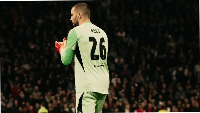 Maarten Paes dan Kinerja Ajax: Antara Pujian dan Kritik