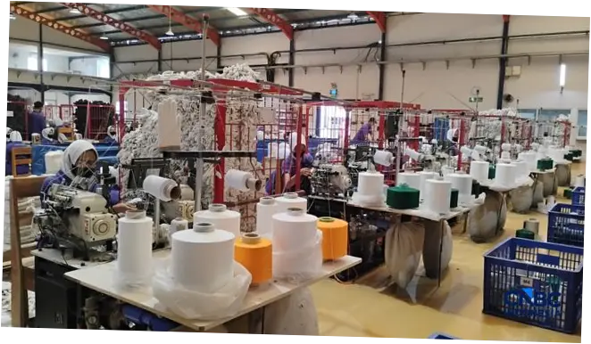 Pabrik di Indonesia: Dari Eksportir Tekstil Dunia hingga Investasi Truk Tistrik