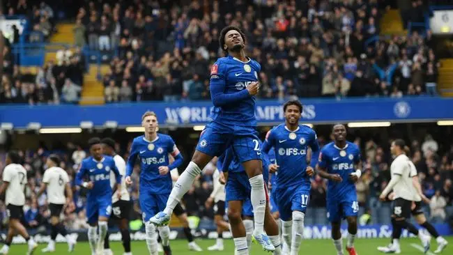 Port Vale Dihantam Chelsea 7-0: Analisis Pertandingan dan Prospek Masa Depan