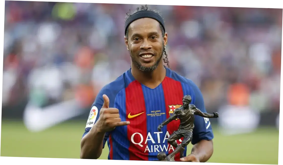 Ronaldinho: Legenda Sepak Bola yang Tak Terlupakan