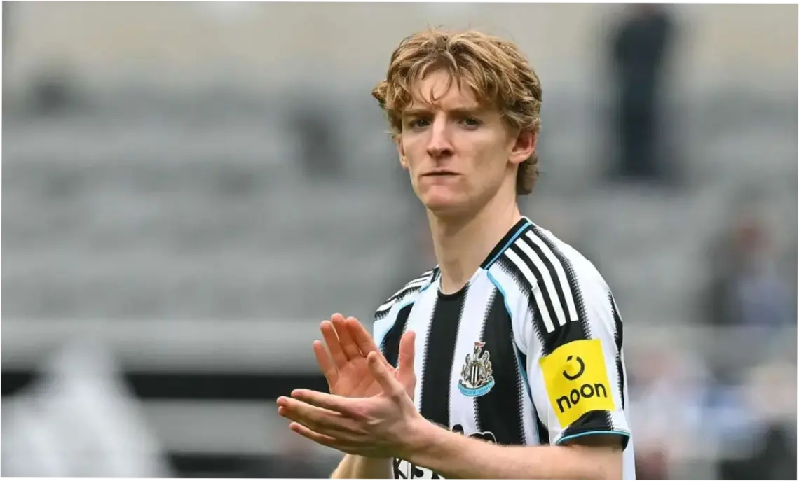 Anthony Gordon Siap Tinggalkan Newcastle: Apa yang Terjadi?