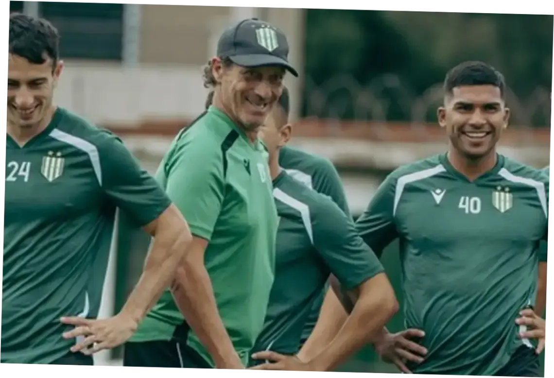 Banfield Menang Atas San Martín de Tucumán di Copa Argentina: Analisis Pertandingan dan Dampaknya