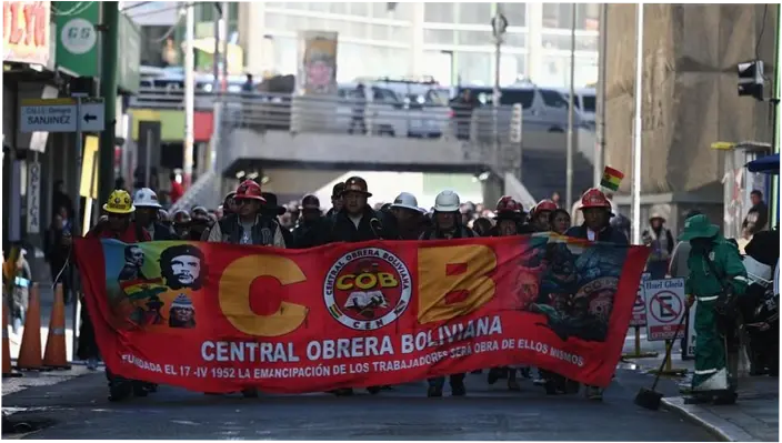 Bolivia Menghadapi Gelombang Unjuk Rasa dan Tuntutan Presiden Mundur