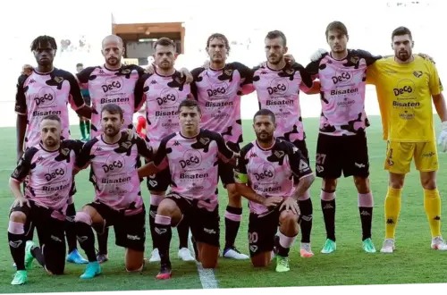 Catanzaro Singkirkan Palermo dari Playoff Serie B: Tinjauan Lengkap