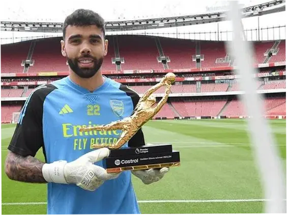 David Raya Raih Penghargaan Golden Glove Premier League untuk Musim Ketiga Berturut-Turut