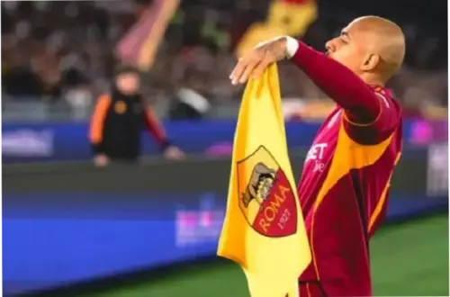 Donyell Malen Bawa AS Roma ke Puncak Liga Italia