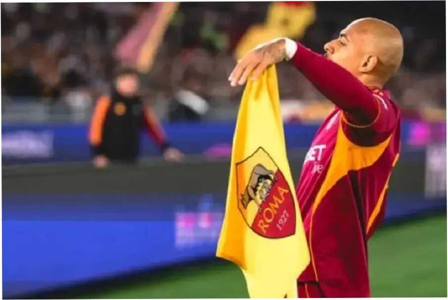 Donyell Malen Bawa AS Roma ke Puncak Liga Italia
