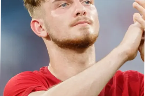 Harvey Elliott: Pemain Muda Liverpool yang Membuat Sejarah di Aston Villa