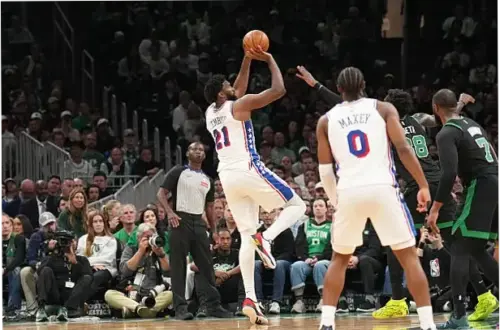 Pertarungan Sengit: 76ers Tundukkan Celtics 106-93, Paksa Gim Penentuan di Playoff NBA