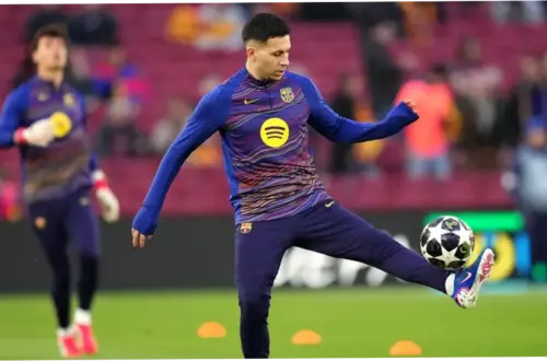 Roony Bardghji di Tengah Sorotan: Barcelona Buka Peluang Jual Pemain Muda