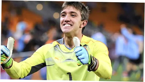 Fernando Muslera: Kiper Legendaris yang Terus Membuat Sejarah