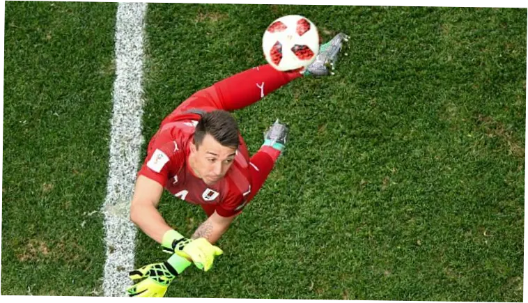 Fernando Muslera: Kiprah Legenda Kiper Uruguay di Piala Dunia