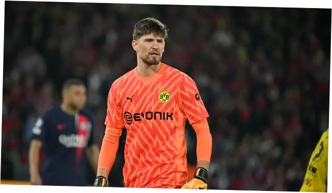 Gregor Kobel: Kiper yang Curi Perhatian Global