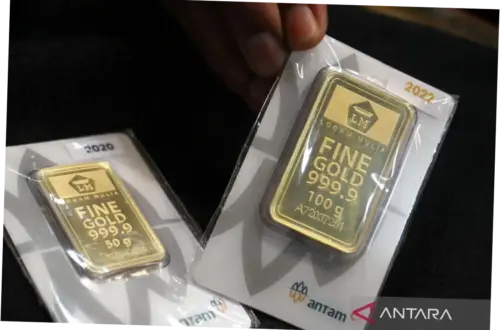 Harga Emas Melorot, Apa yang Terjadi di Balik Penurunan Ini?