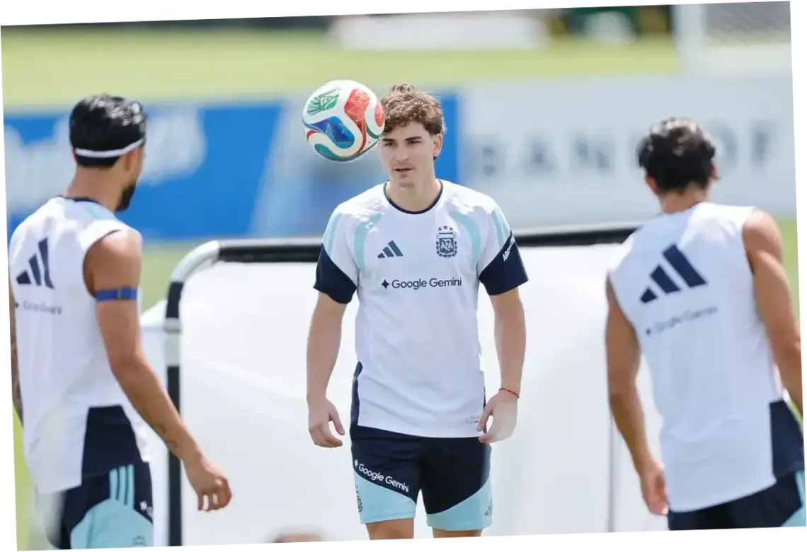 Julián Álvarez: Proses Transfer yang Tidak Biasa dan Masa Depannya di Dunia Sepak Bola