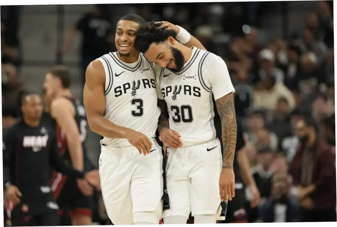 Julian Champagnie dan San Antonio Spurs Melaju ke Final NBA 2026