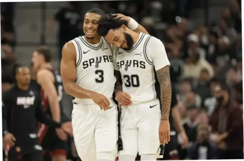 Julian Champagnie dan San Antonio Spurs Melaju ke Final NBA 2026