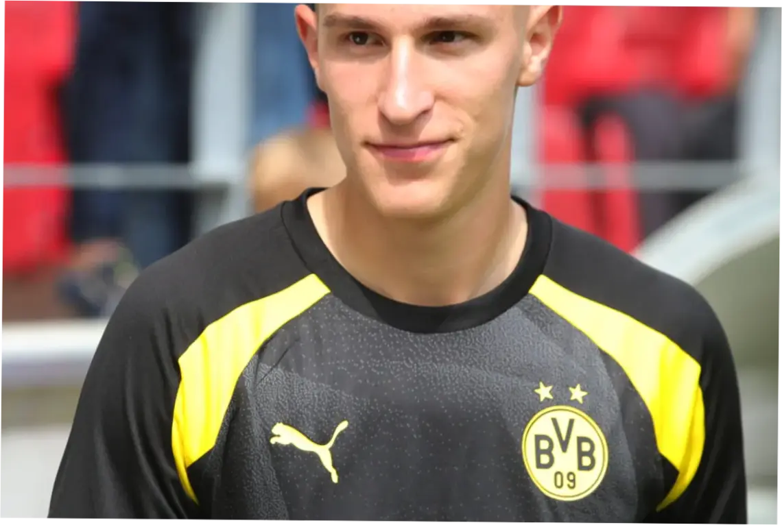 Nico Schlotterbeck: Profil dan Karir Pemain Muda Jerman
