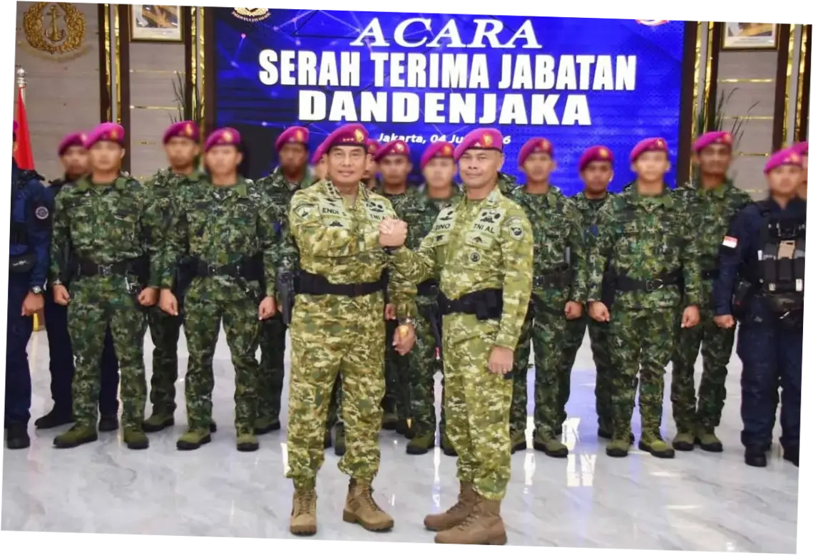 Panglima TNI Mutasi Komandan Denjaka Jadi Wakil Komandan Marinir 1: Sebuah Langkah Strategis