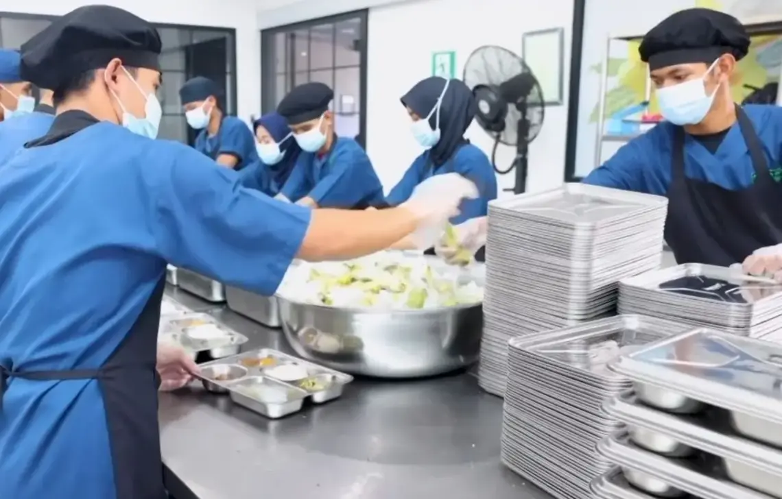 Pemerintah Menghadapi Tantangan Dapur MBG dan Membuka Opsi Penutupan