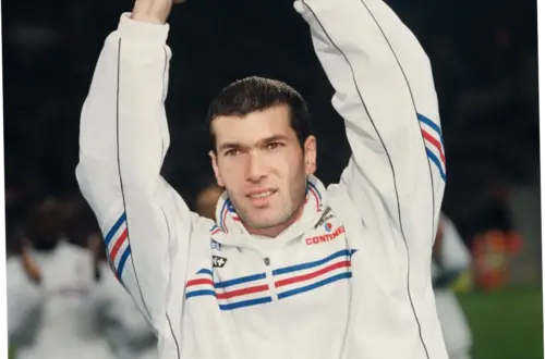 Zinédine Zidane: Legenda Sepak Bola Prancis dengan Masa Depan yang Cerah